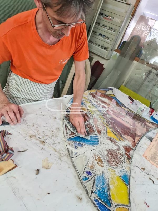 lavorazione vetrate istoriate a palermo