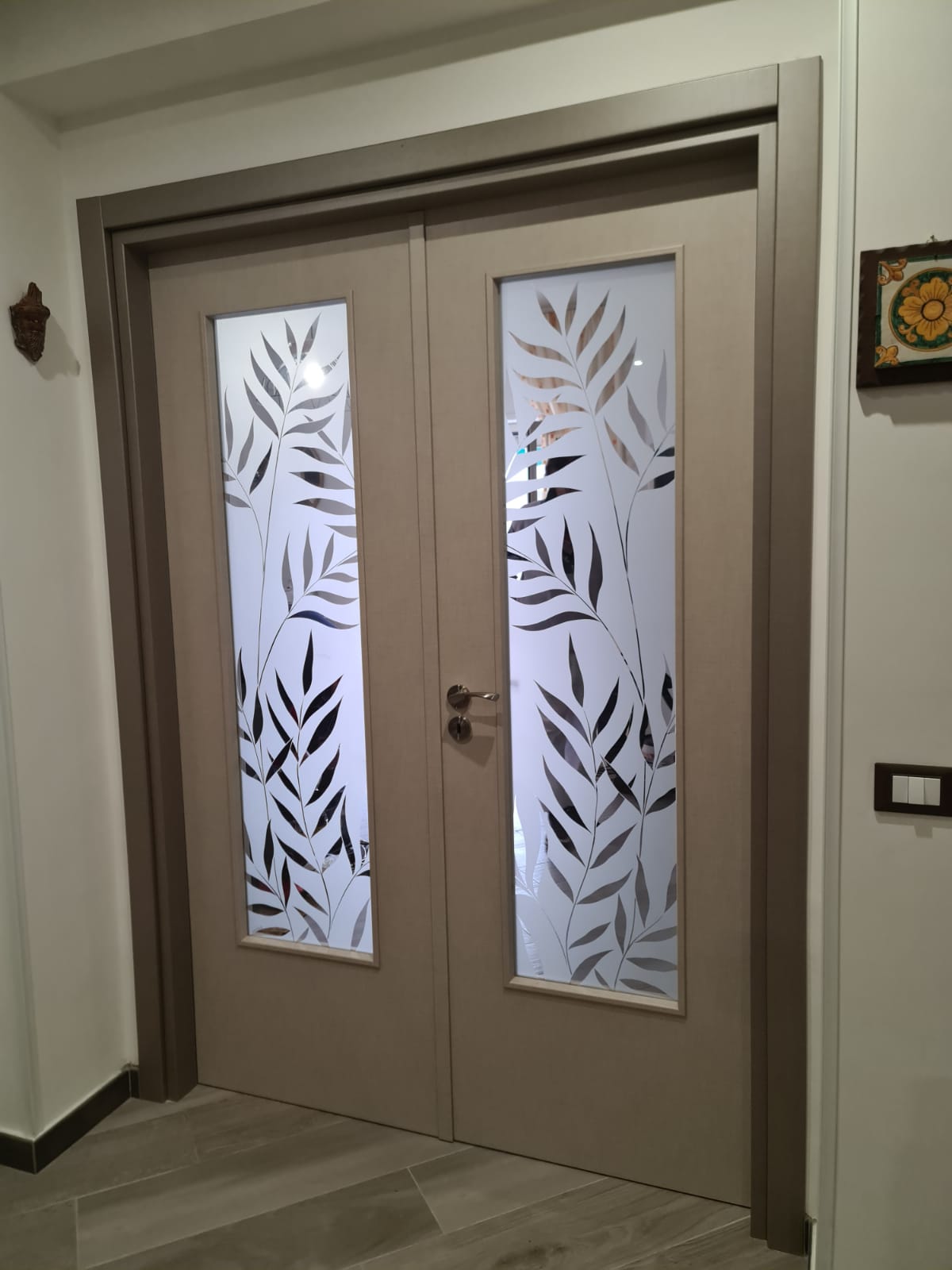 porte interne in vetro personalizzate con pattern e design unici